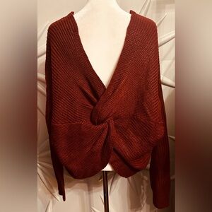 NWT Fashion Nova SZ 1X/2X burgundy sweater, knot accent reversible/bust 56”-60”